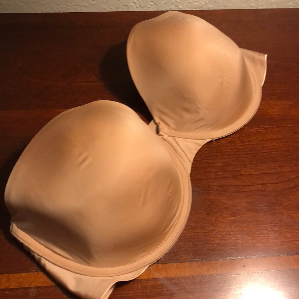 Strapless bra